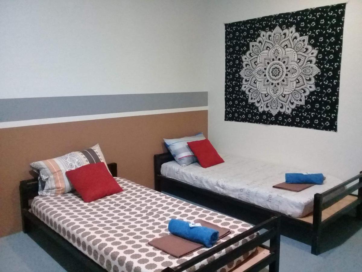 Napsule Suites Davao City Extérieur photo