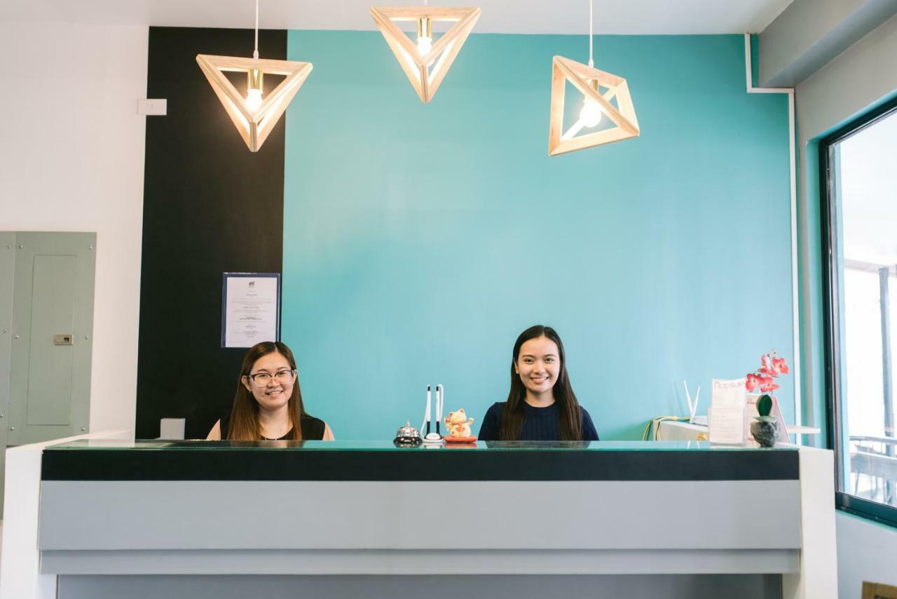 Napsule Suites Davao City Extérieur photo